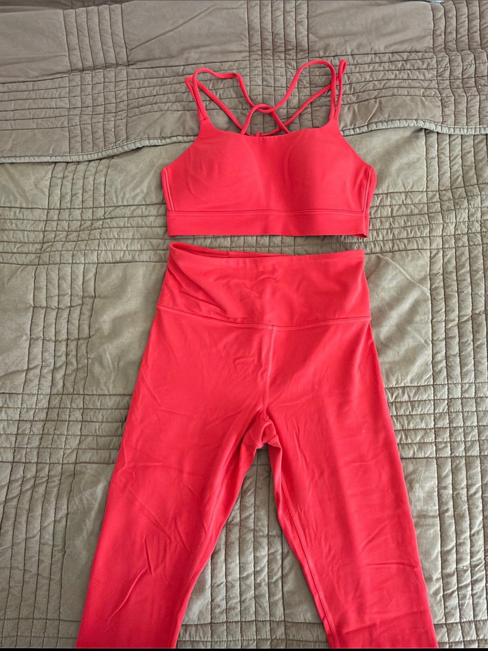 Women's Athleta High-Waist Active Leggings & Sports Bra in Red - Size XS